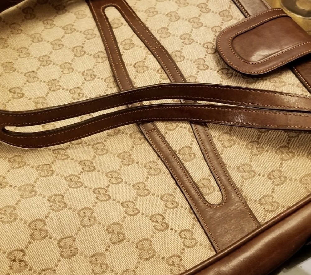 ๐SOLD๐ Authentic Vintage 70s Gucci Shoulder Bag - Picture 5 of 8